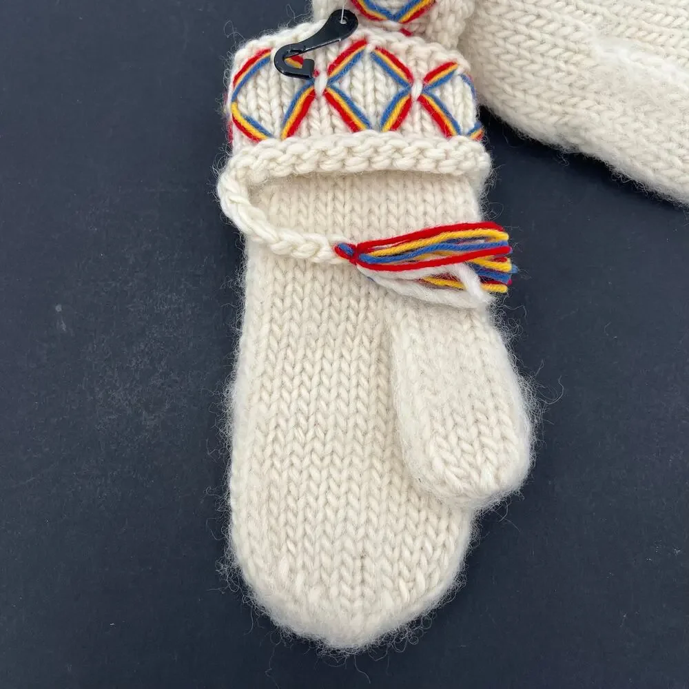 Lovikka Mittens Women’s Hand Knitted Scandinavian Wool Mittens